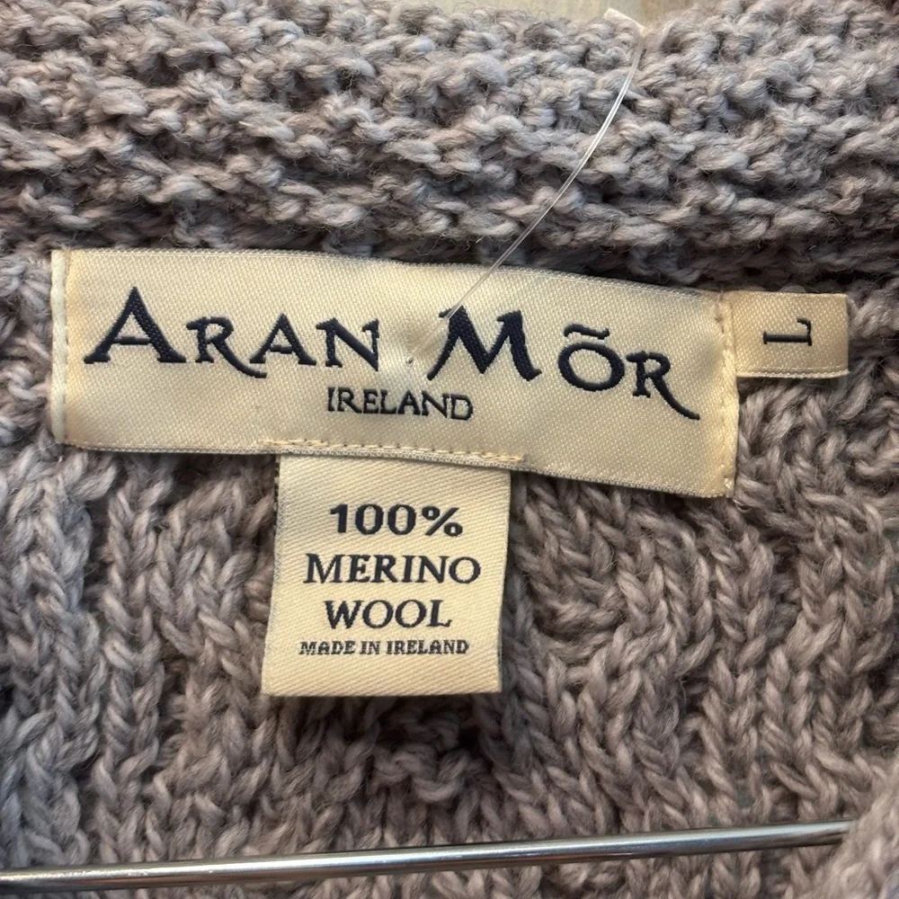 ARAN MÕR Ireland NWT Hearts High Neck Merino Wool Cable Sweater Fisherman Core - Picture 8 of 12